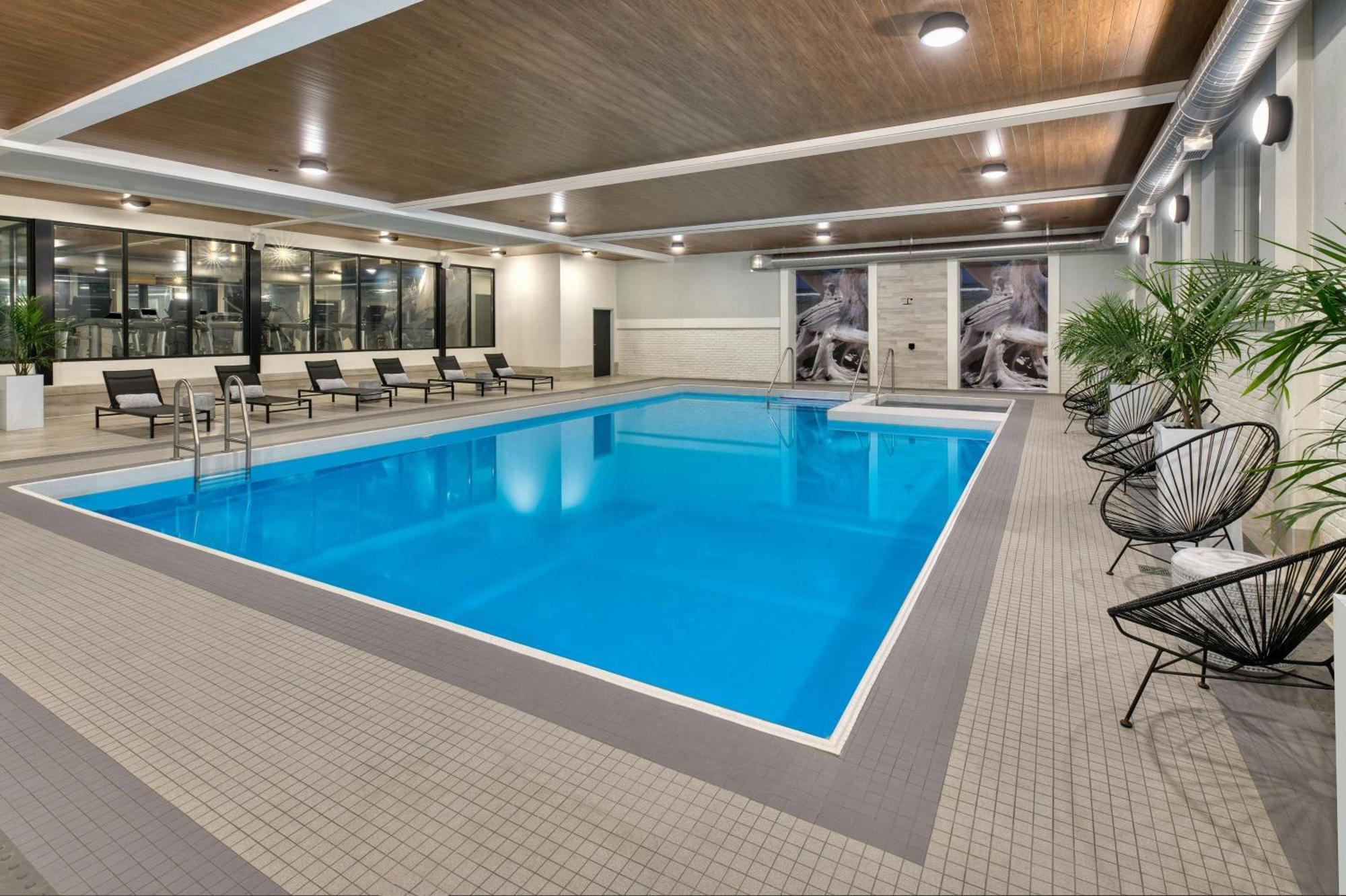 The Insignia Hotel, Sarnia, A Tribute Portfolio Hotel