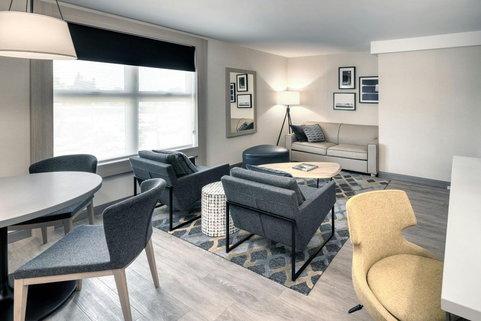The Insignia Hotel, Sarnia, A Tribute Portfolio 4*
